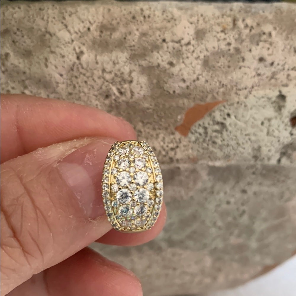 Elegant Gold and Silver Drop Earrings - Picture 4 of 5